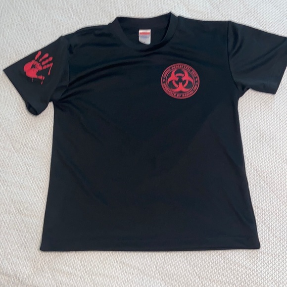 Zombie apocalypse size small dry athletic T-shirt - Picture 1 of 5